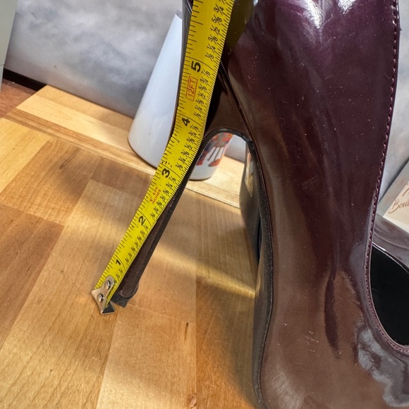 98 speed limit heels 7.5 used Elegant Purple High Heels - Picture 7 of 9